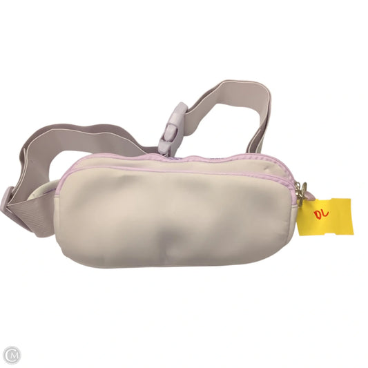 Belt Bag By Clothes Mentor, Size: Small