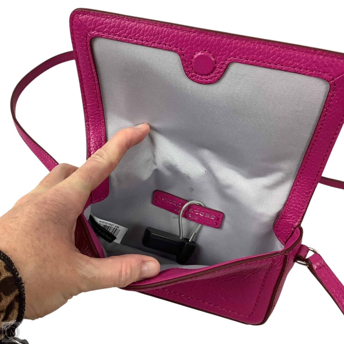 Crossbody Designer By Marc Jacobs, Size: Small