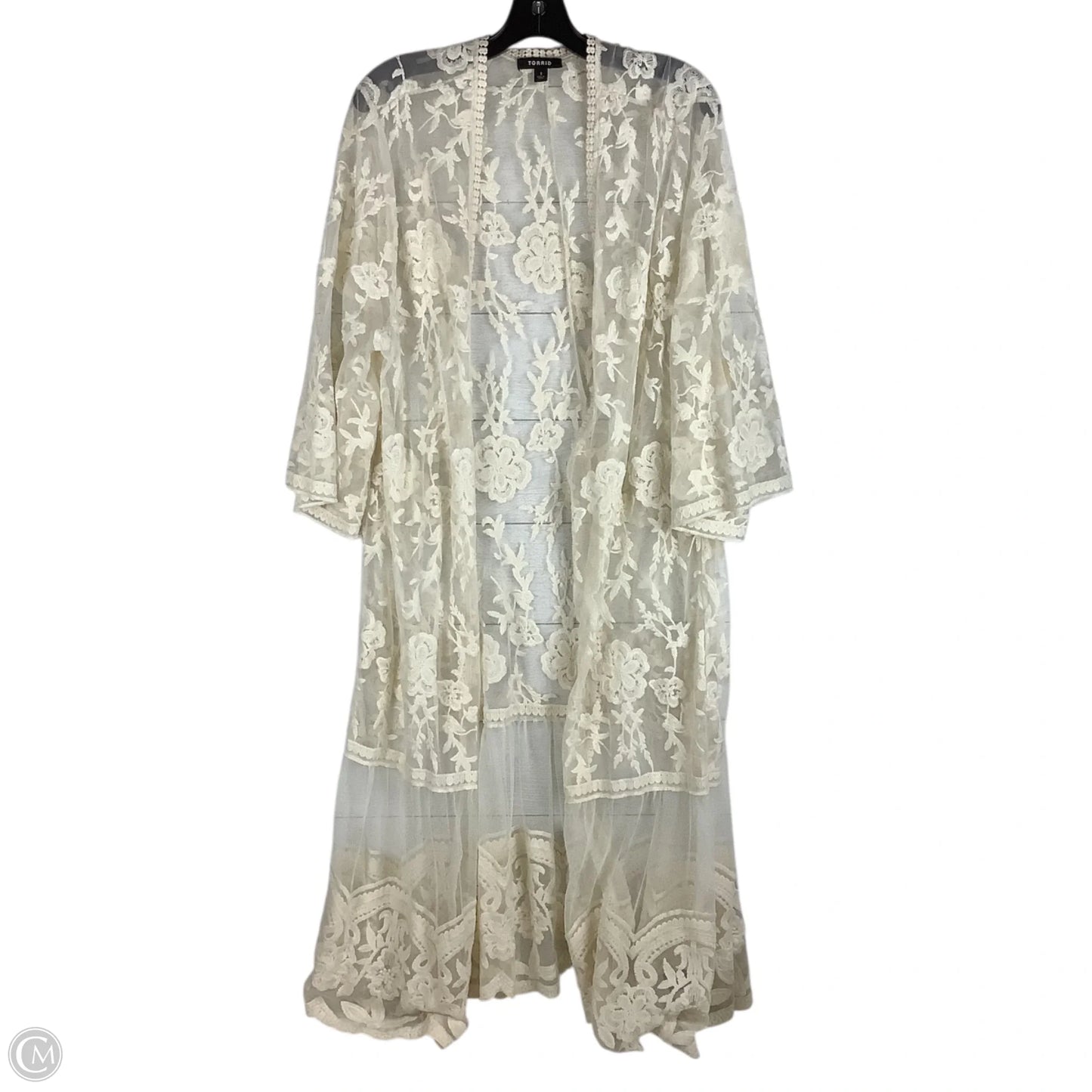 Kimono By Torrid In Cream, Size: 1x