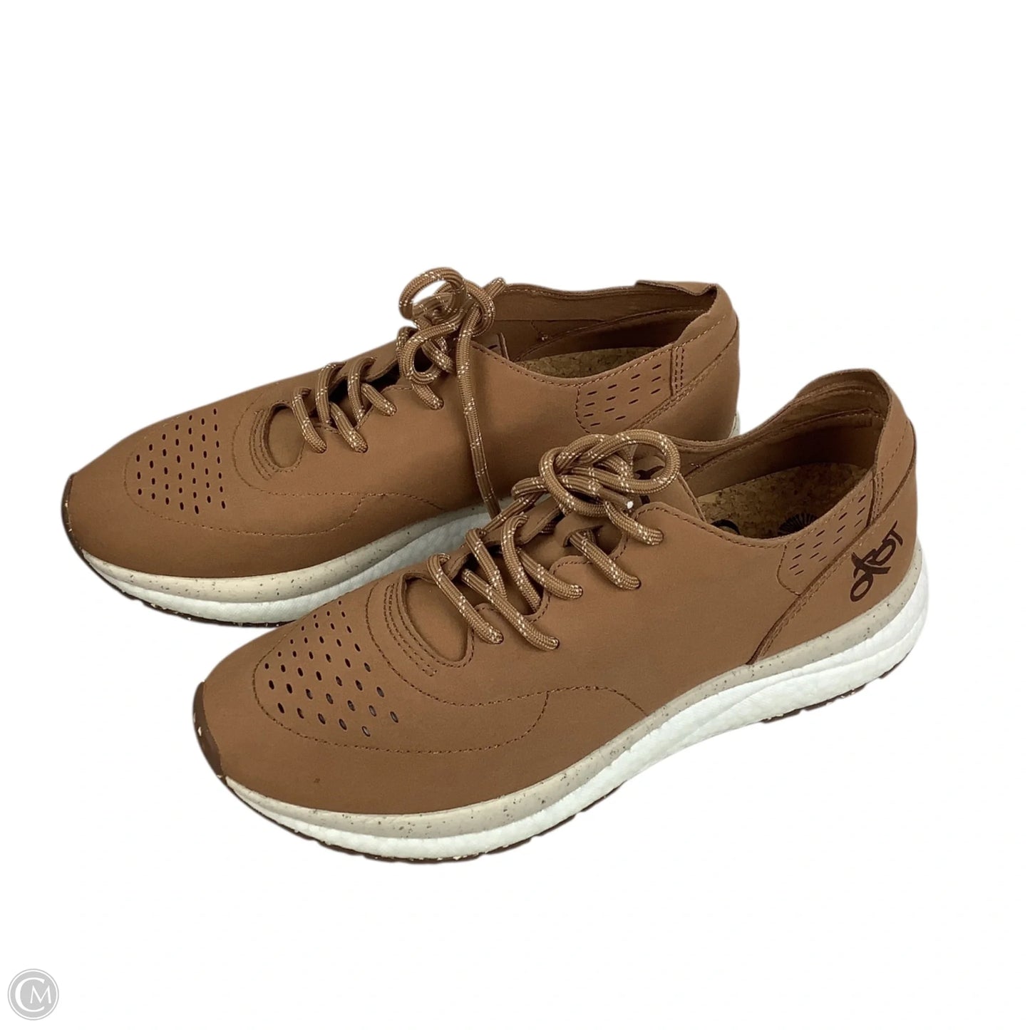 Shoes Sneakers By Otbt In Brown, Size: 9.5