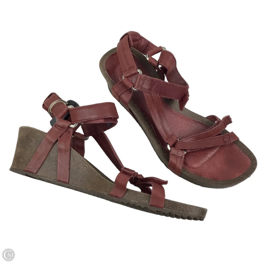 Sandals Flats By Teva In Maroon, Size: 8.5