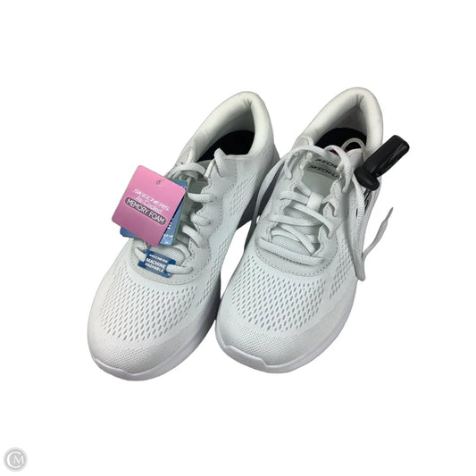 Shoes Athletic By Skechers In White, Size: 8.5