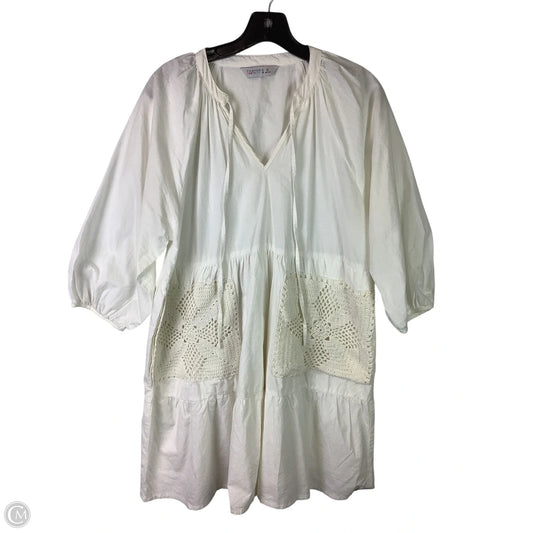 Dress Casual Short By Clothes Mentor In White, Size: S
