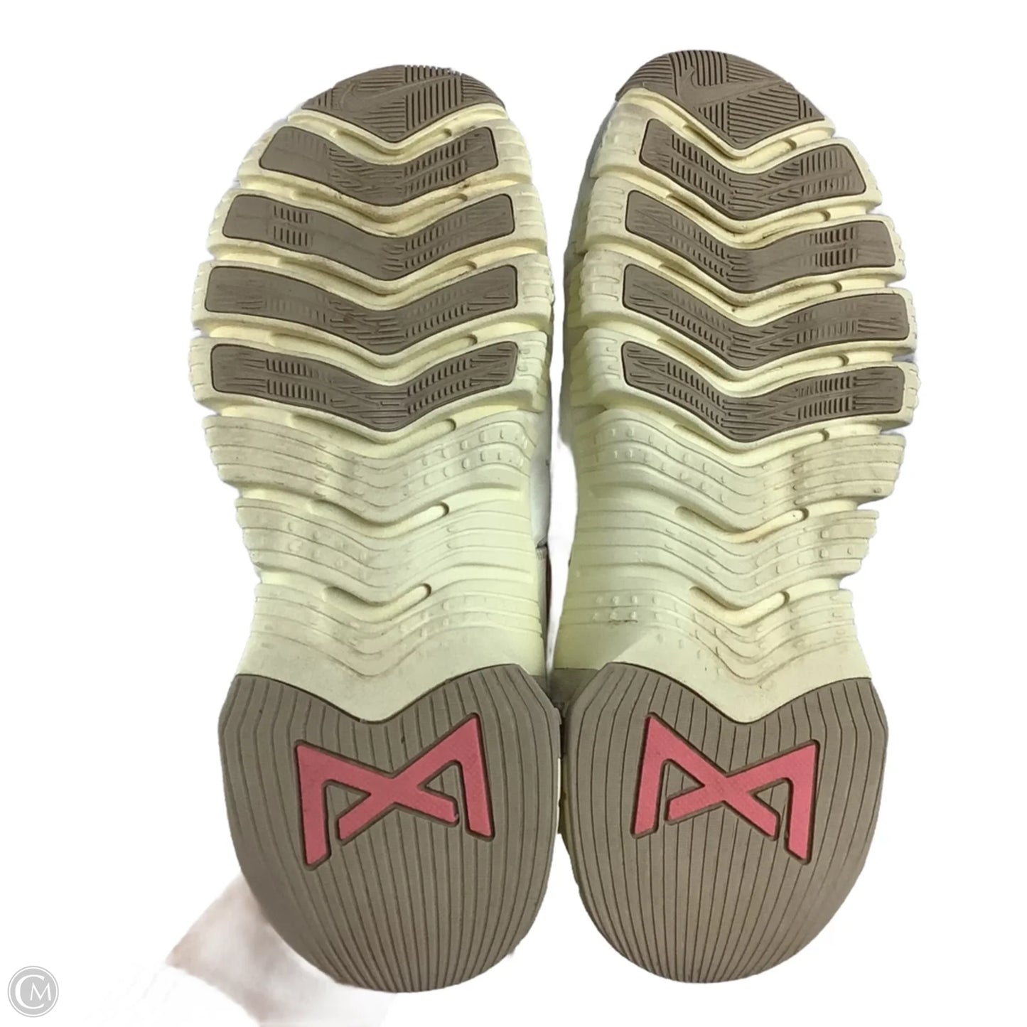 Shoes Athletic By Nike In White, Size: 7.5