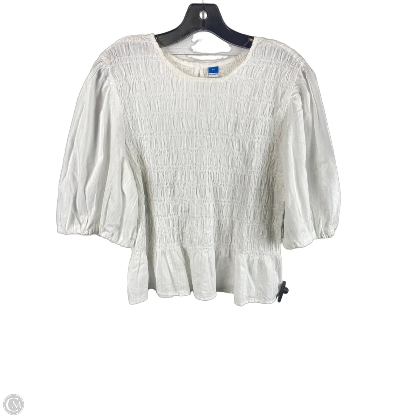 Top Long Sleeve By Old Navy In White, Size: Xl