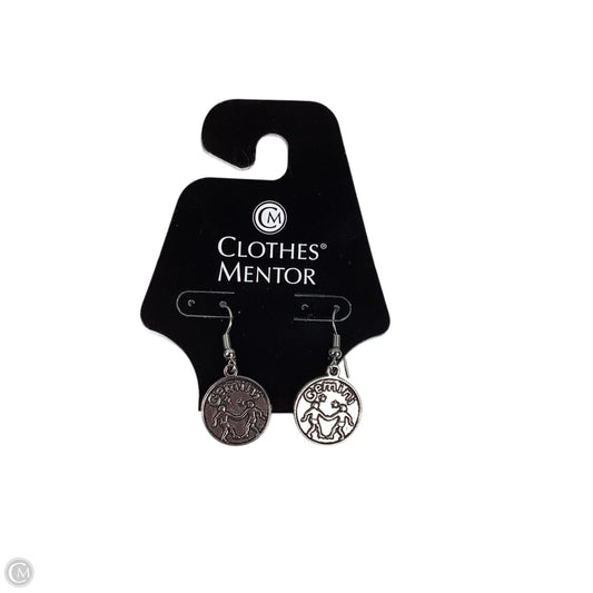 Earrings Dangle/drop By Clothes Mentor