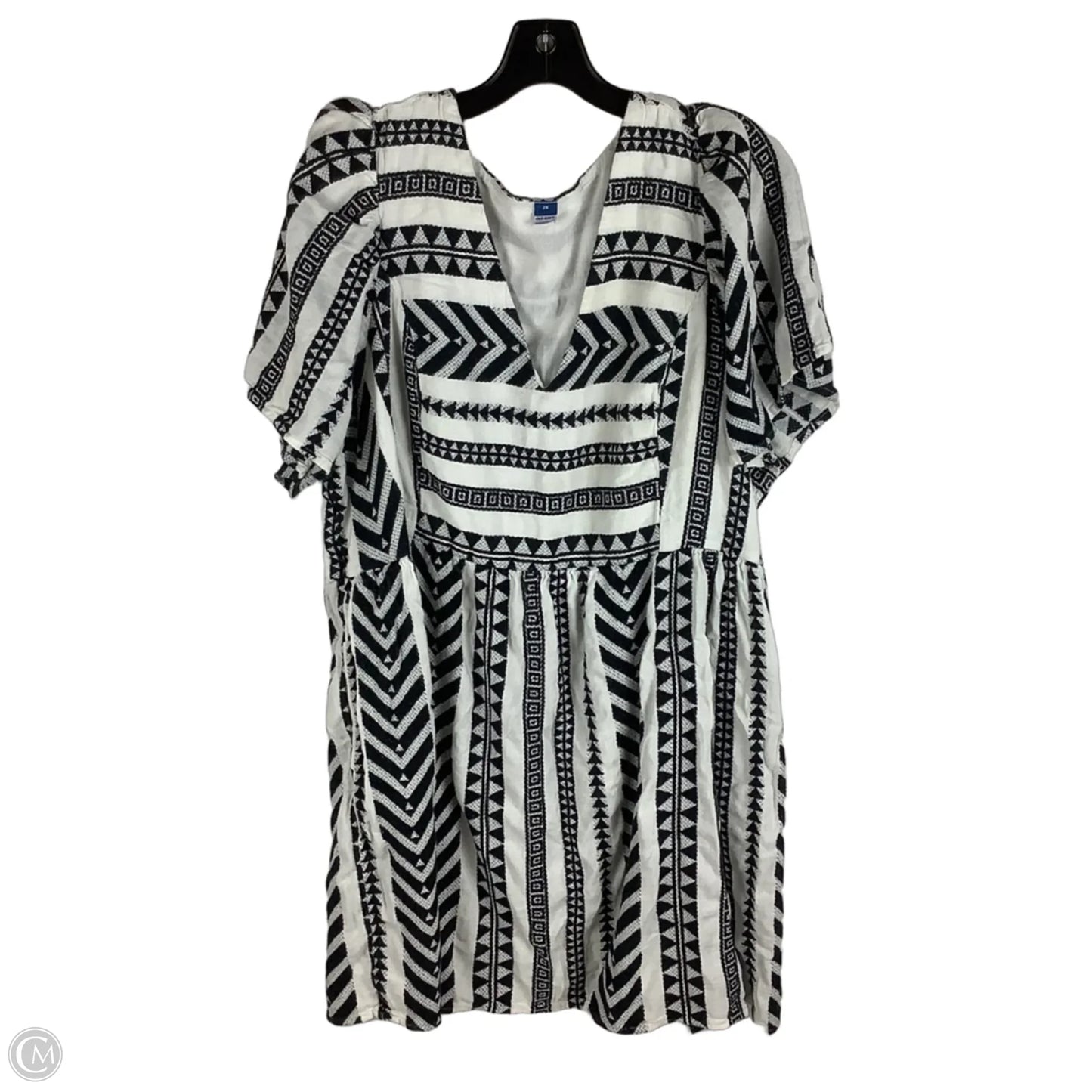 Dress Casual Short By Old Navy In Black & White, Size: 2x