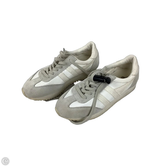 Shoes Sneakers By Gola In White, Size: 6