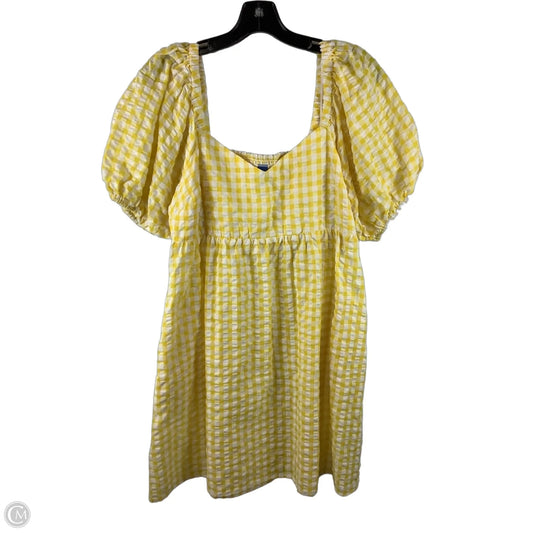 Dress Casual Short By Old Navy In Yellow, Size: M