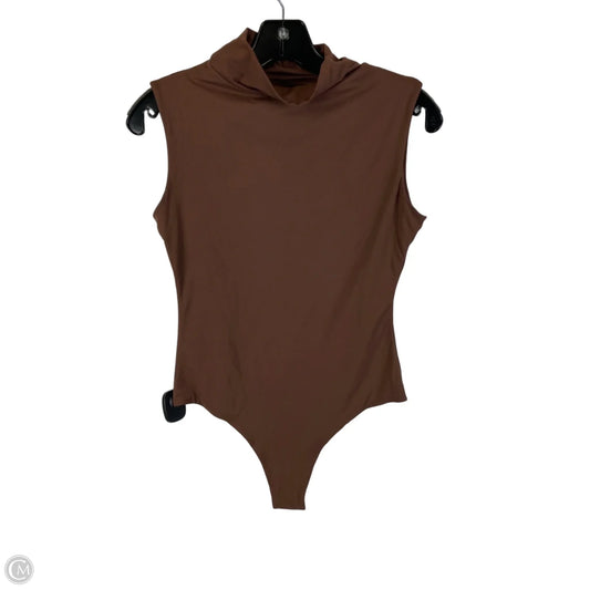 Top Sleeveless By Pumiey In Brown, Size: M