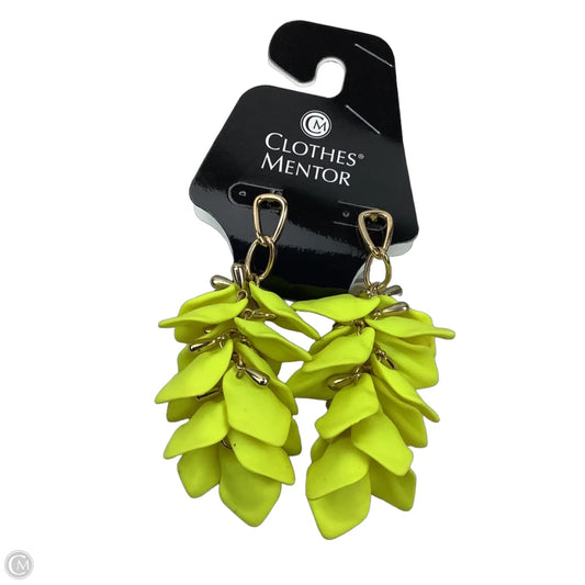 Earrings Dangle/drop By Clothes Mentor