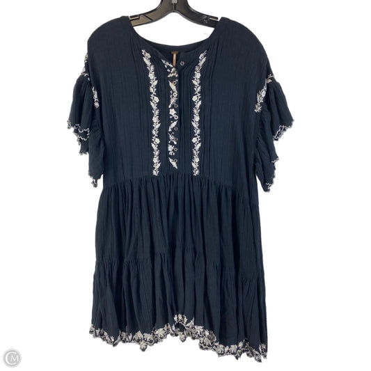 Dress Casual Short By Free People In Black, Size: M