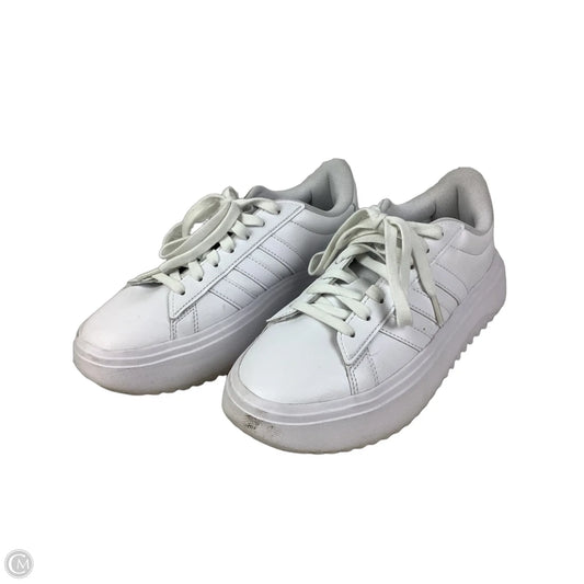Shoes Sneakers By Adidas In White, Size: 7.5