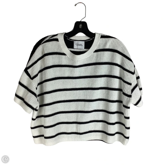 Sweater Short Sleeve By Cma In Black & White, Size: L