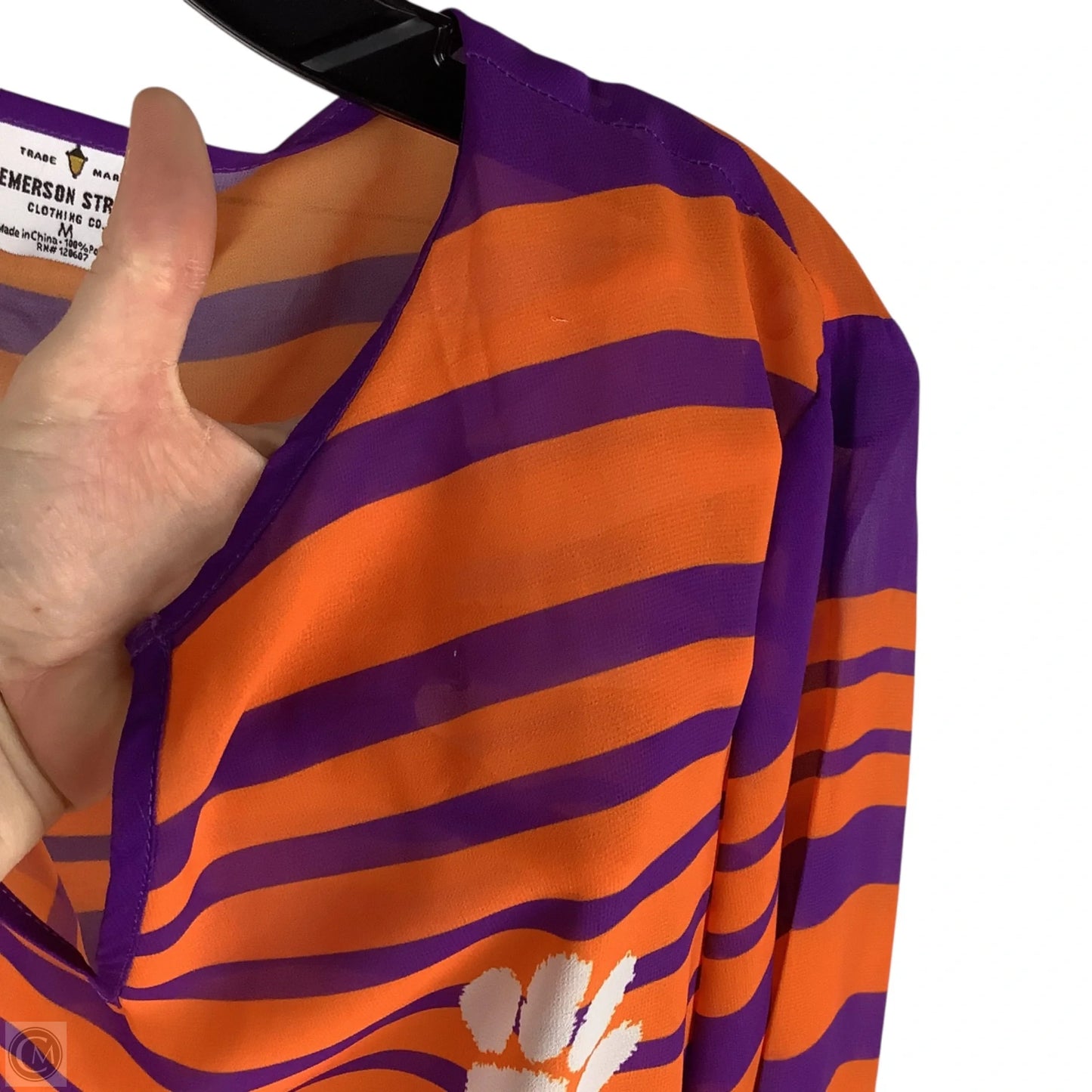 Top Long Sleeve Basic By Clothes Mentor In Orange & Purple, Size: M