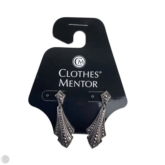 Earrings Dangle/drop By Clothes Mentor