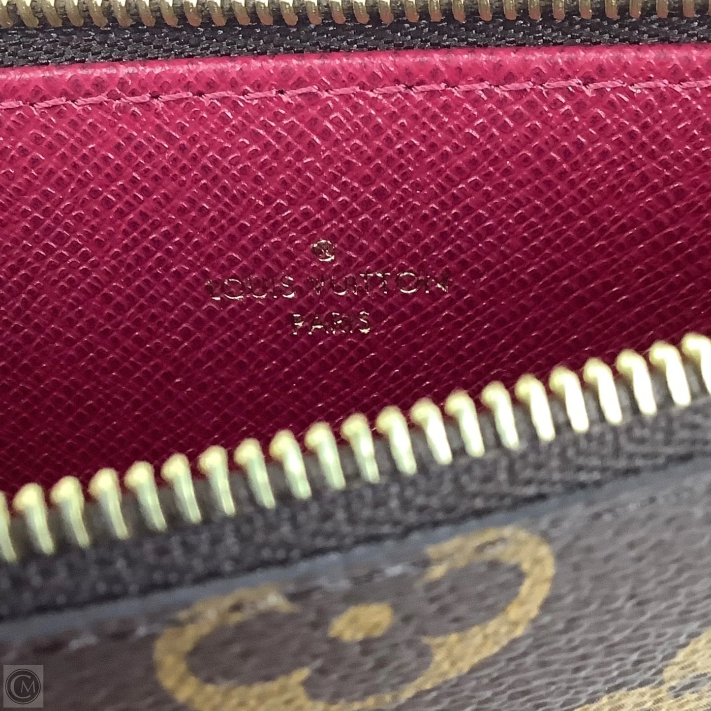 Wallet Luxury Designer By Louis Vuitton, Size: Small