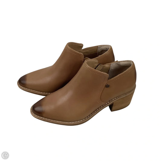 Boots Ankle Heels By Hush Puppies In Brown, Size: 7.5