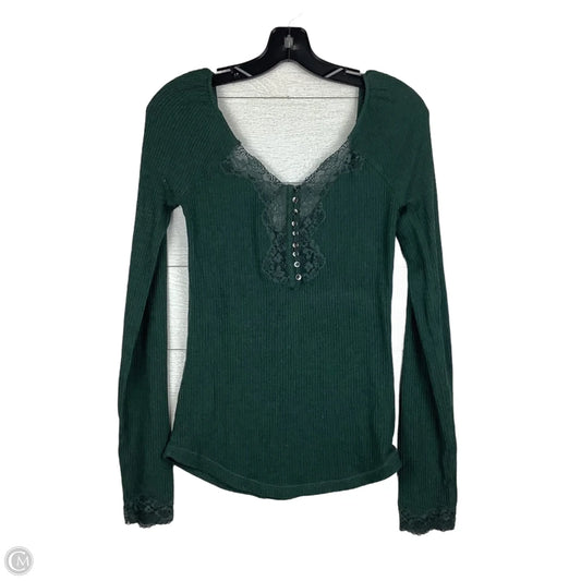Top Long Sleeve By Free People In Green, Size: M