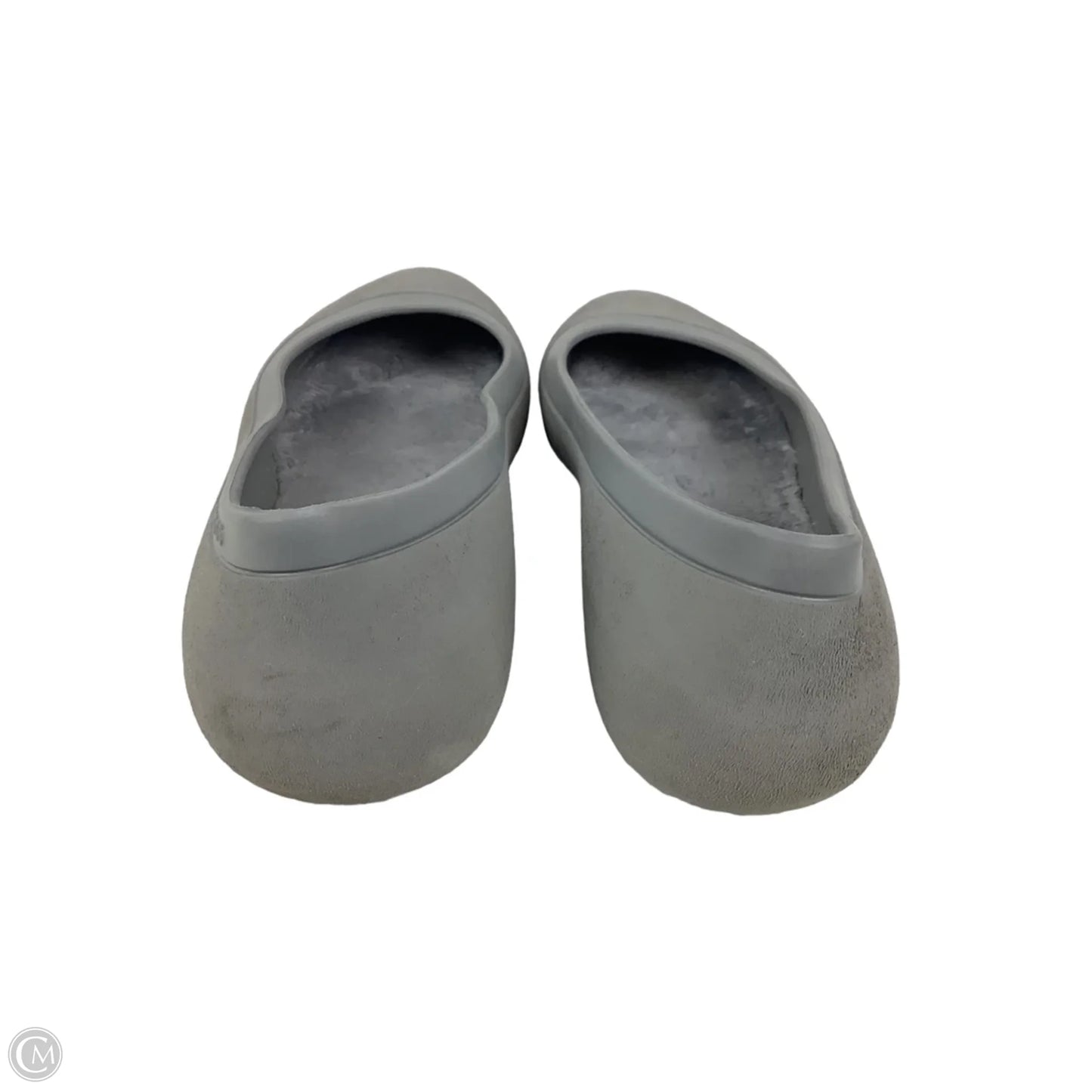 Shoes Flats By Crocs In Grey, Size: 9