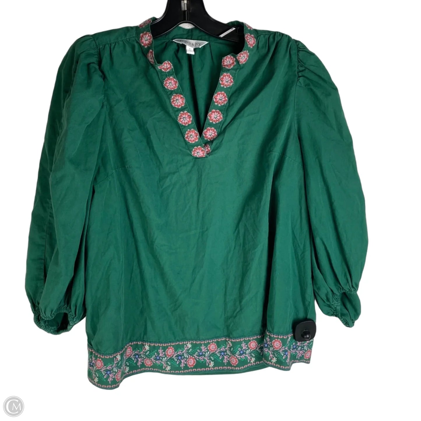 Top Long Sleeve By Crown And Ivy In Green, Size: L