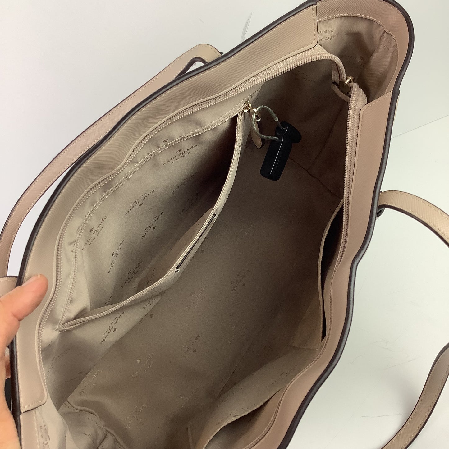 Handbag Designer By Kate Spade, Size: Large