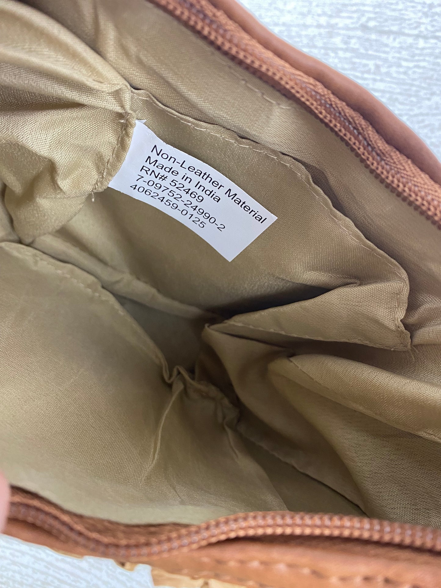 Handbag By Clothes Mentor, Size: Small