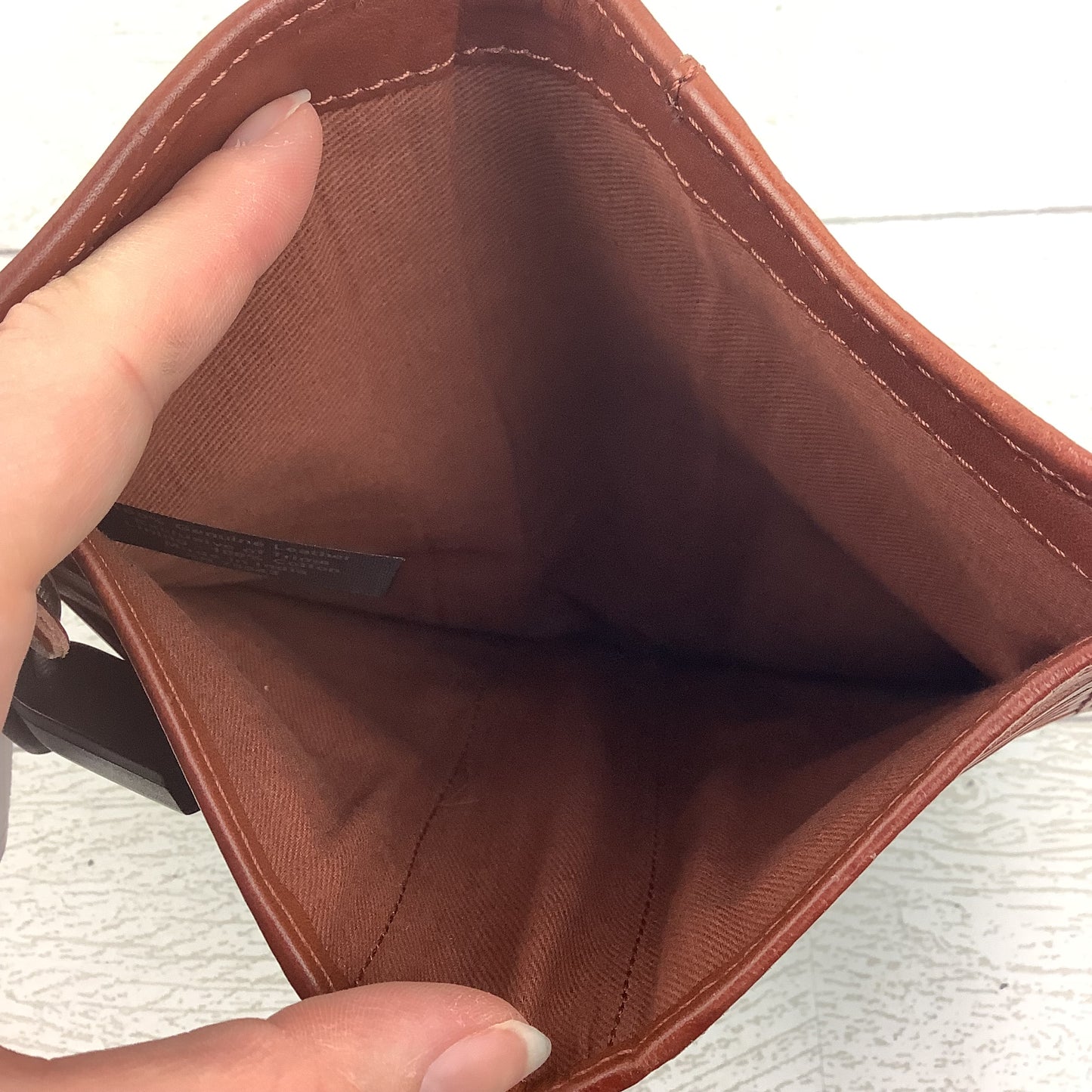 Wallet Leather By Clothes Mentor, Size: Medium
