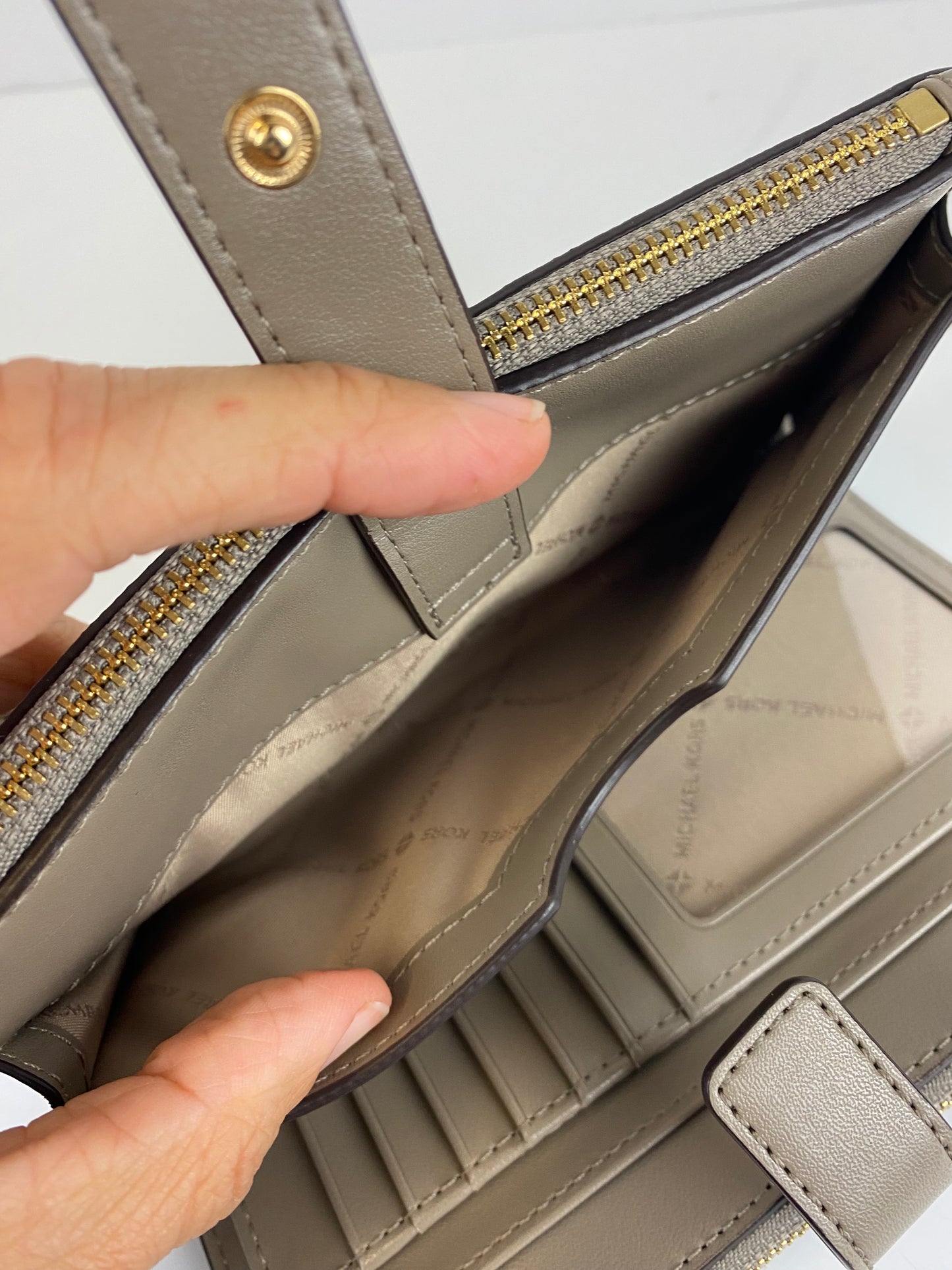 Wallet Designer By Michael Kors, Size: Medium