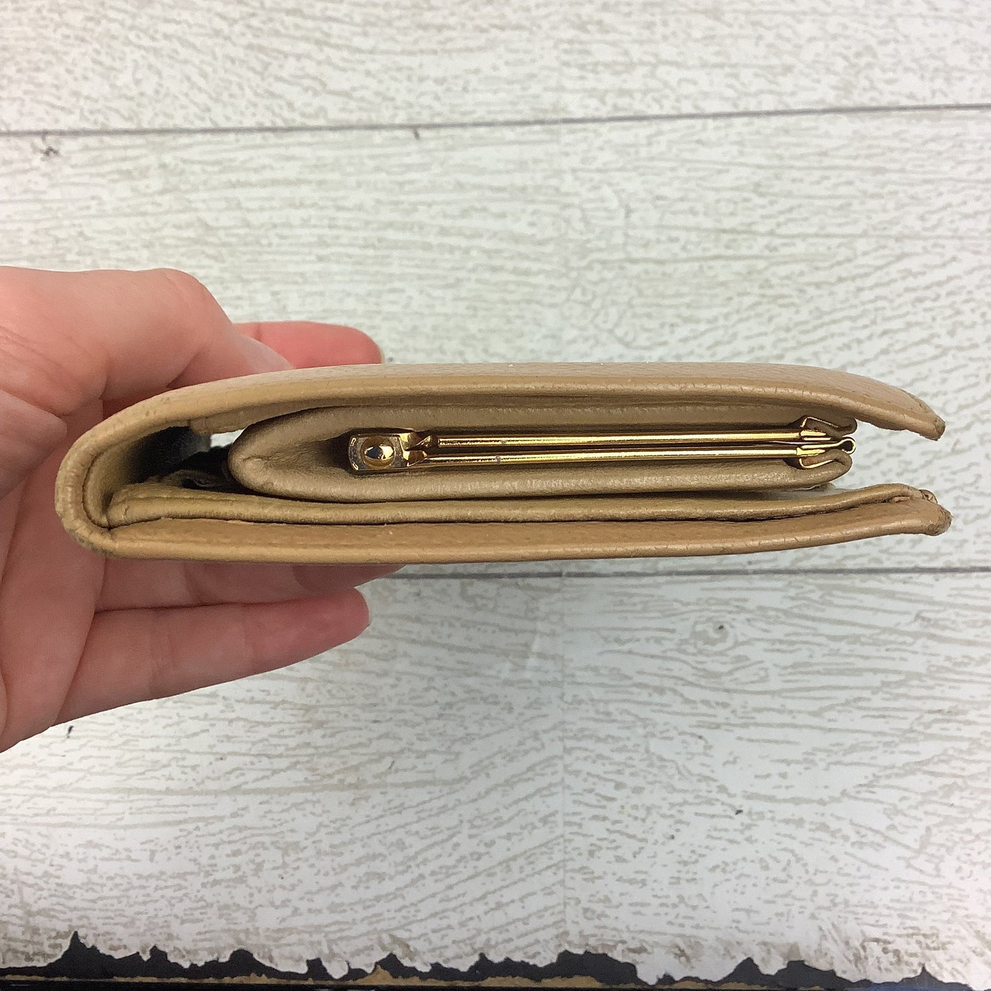 Wallet Luxury Designer By Chanel, Size: Medium