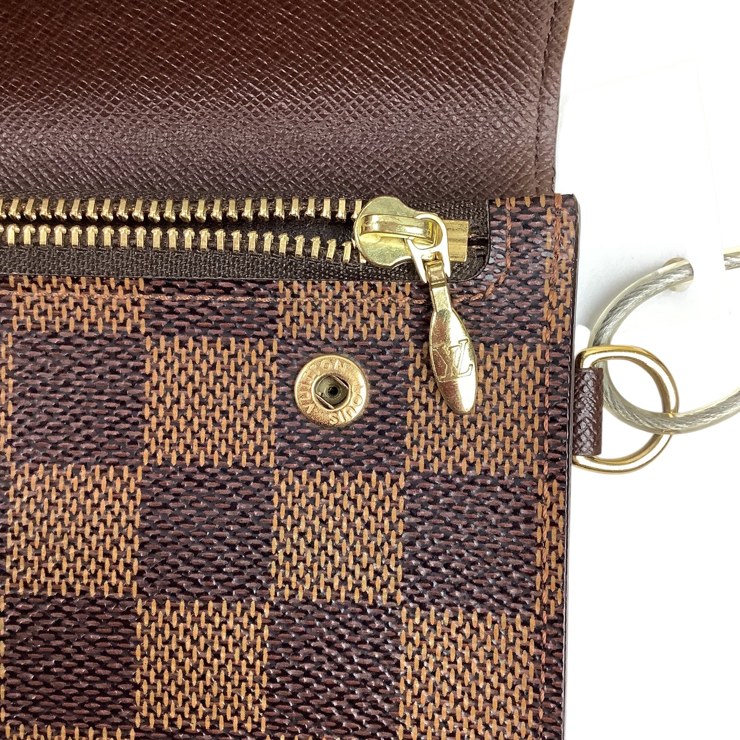 Wallet Luxury Designer By Louis Vuitton, Size: Medium