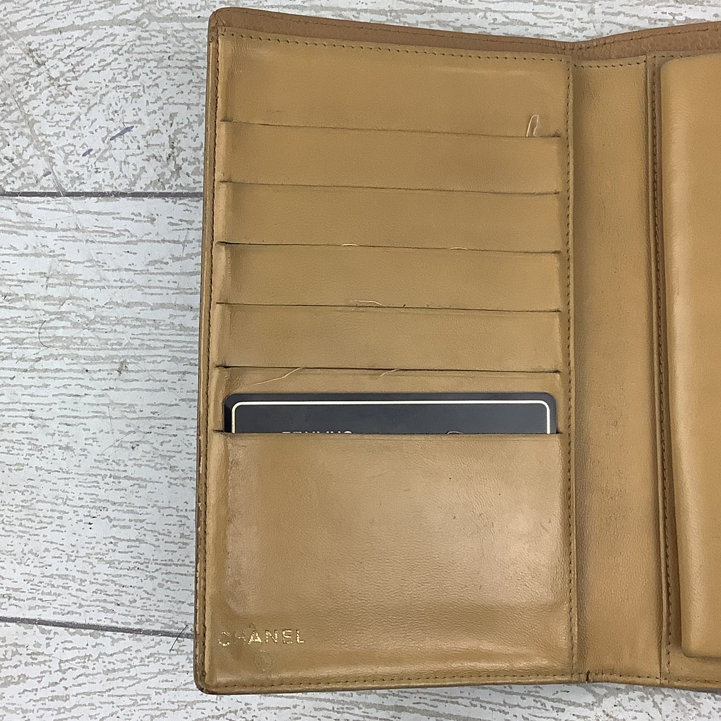 Wallet Luxury Designer By Chanel, Size: Medium