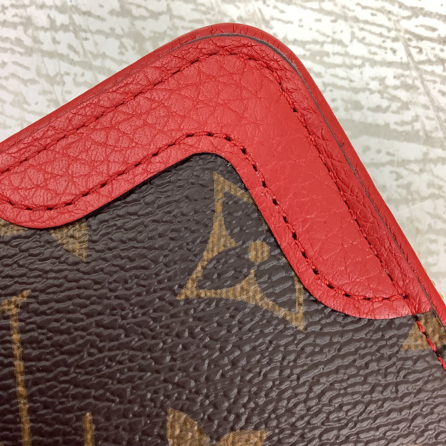 Wallet Luxury Designer By Louis Vuitton, Size: Large