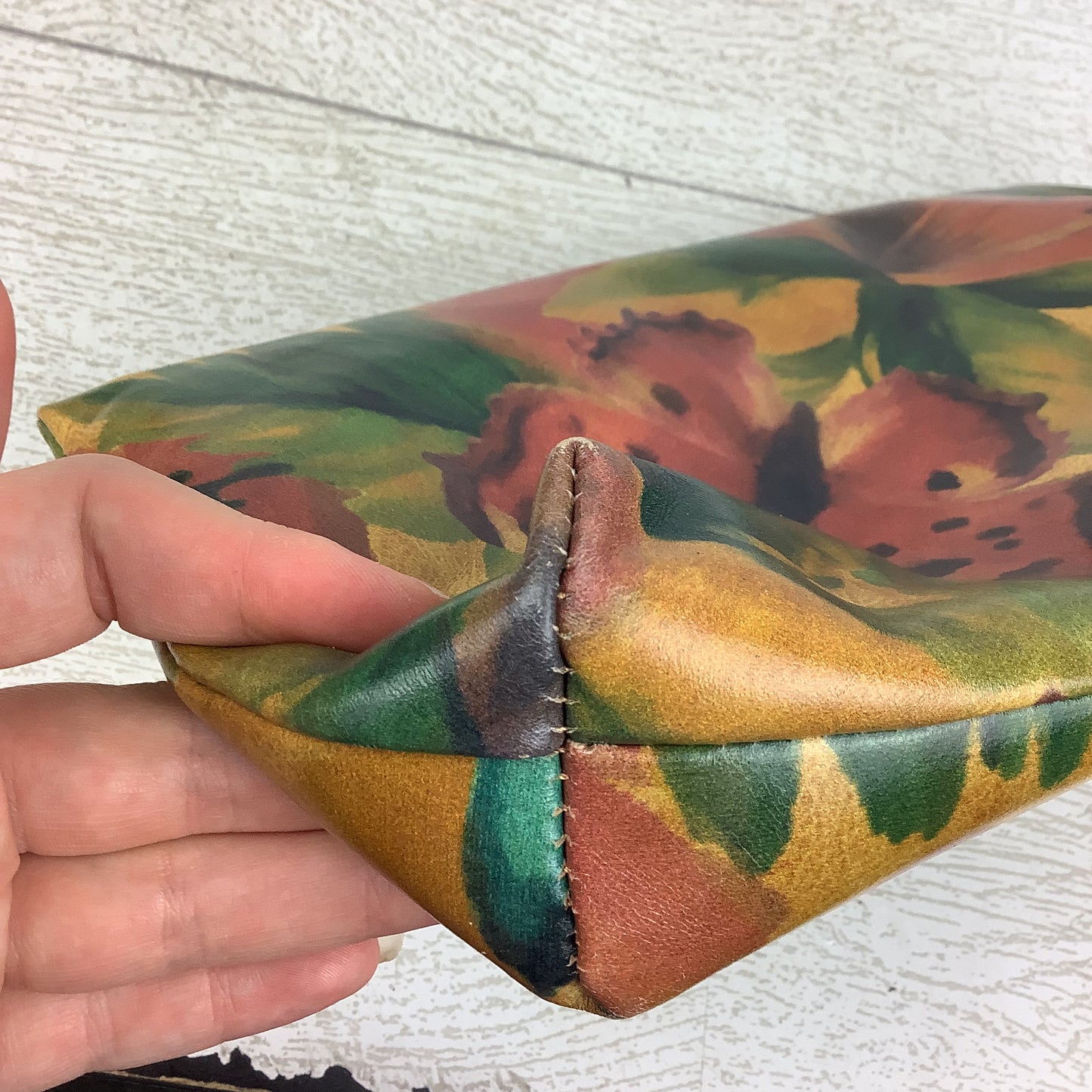 Wristlet Designer By Patricia Nash, Size: Medium