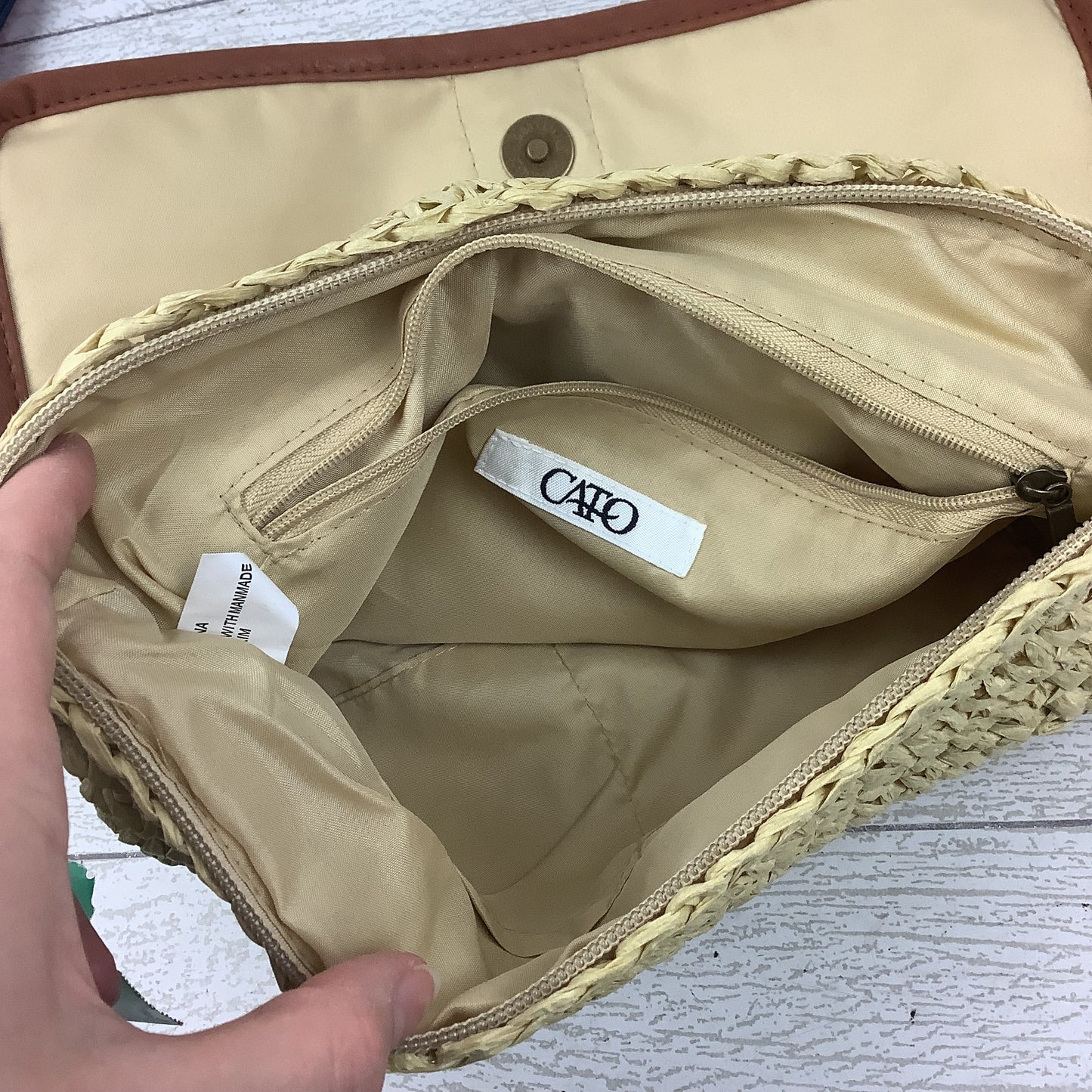 Clutch By Clothes Mentor, Size: Medium