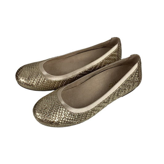 Shoes Flats By Vionic  Size: 6